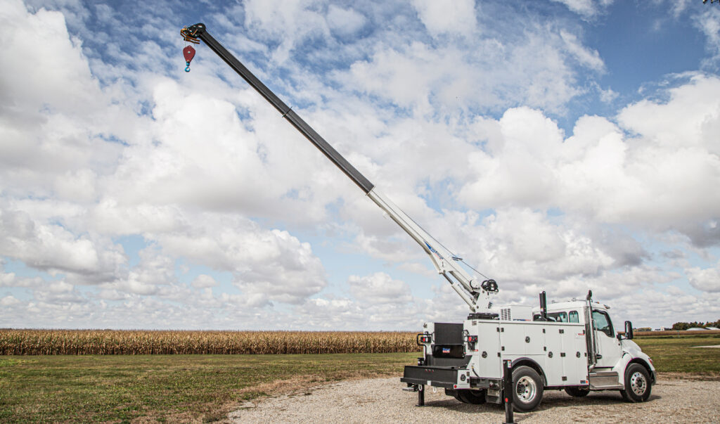 New  86 Series Telescopic Service Cranes at Papé Kenworth