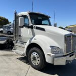 New 2025 KENWORTH T880 at Papé Kenworth in Morgan Hill, CA