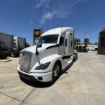 New 2025 KENWORTH T680 at Papé Kenworth in Morgan Hill, CA