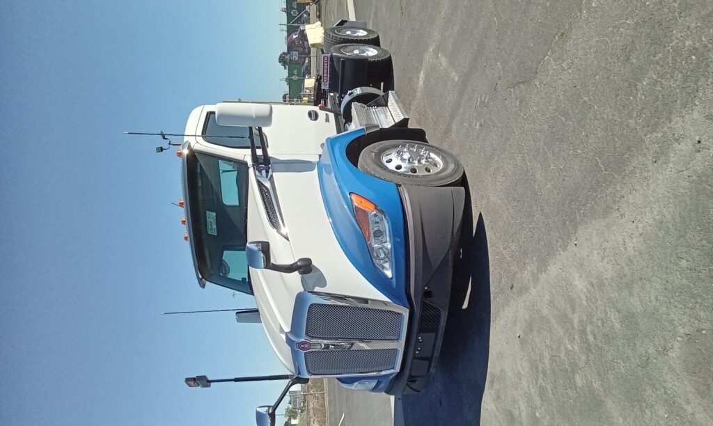 New 2024 KENWORTH T680 at Papé Kenworth in French Camp, CA