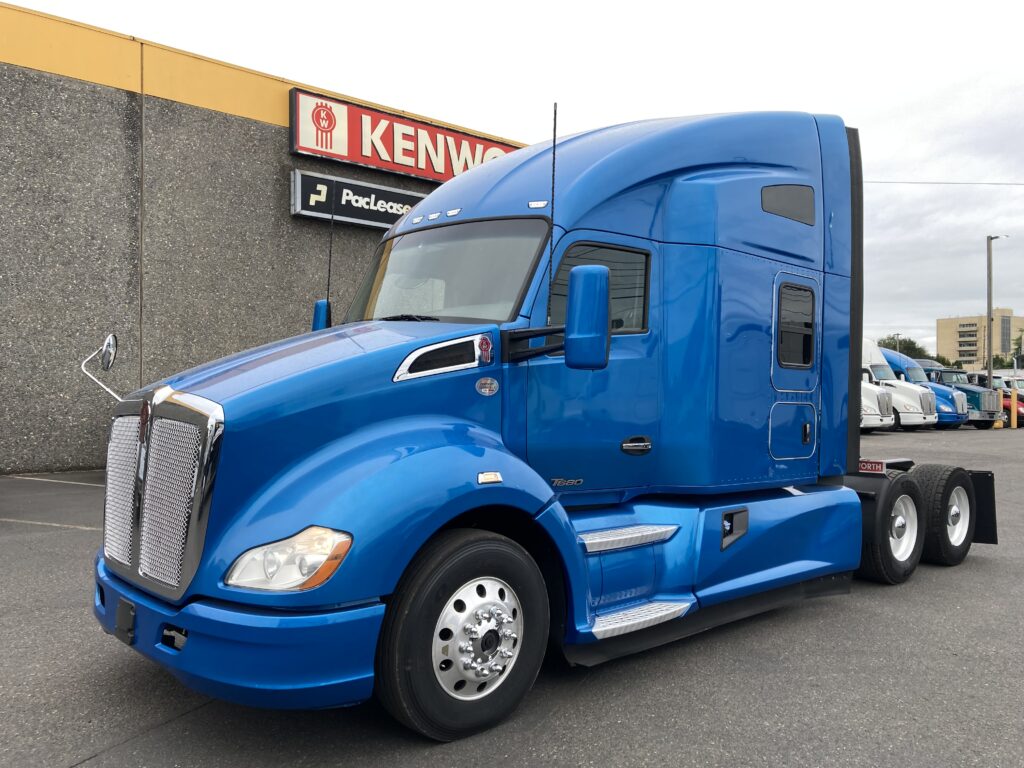 Used 2018 KENWORTH T680 at Papé Kenworth in Portland, OR