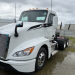 New 2024 KENWORTH T680 at Papé Kenworth in Sacramento, CA