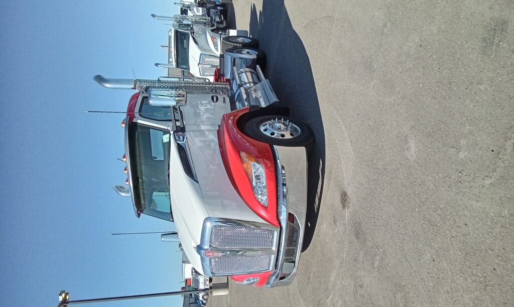 New 2024 KENWORTH T680 at Papé Kenworth in French Camp, CA