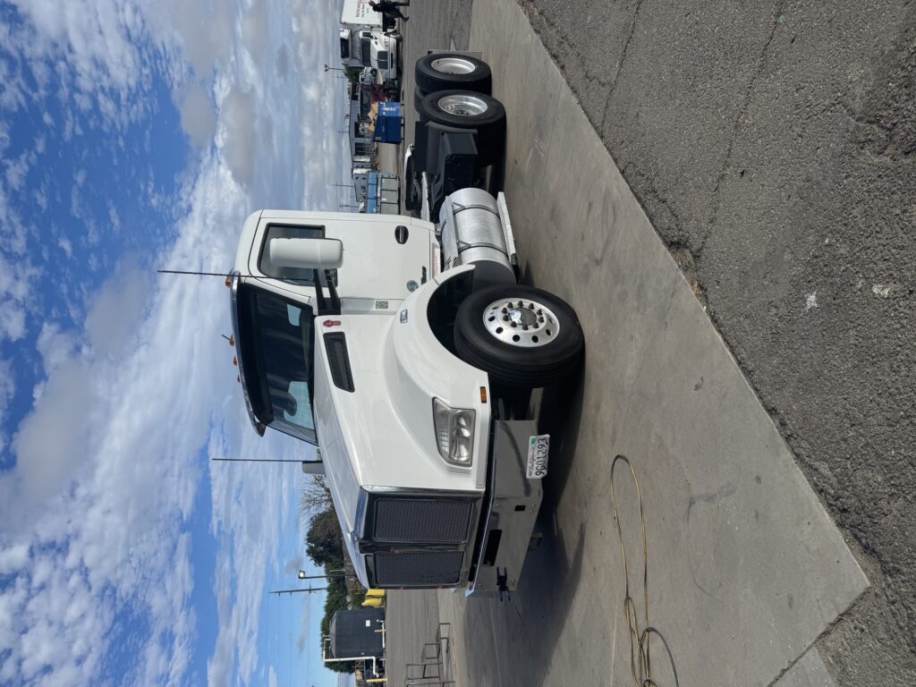 Used 2018 KENWORTH T880 at Papé Kenworth in French Camp, CA