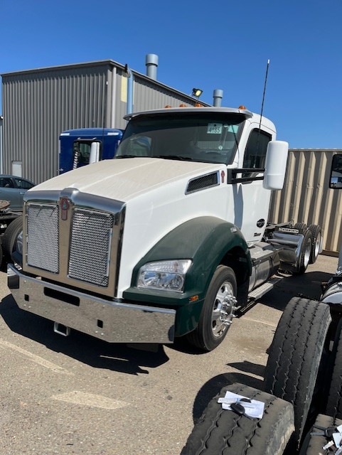 New 2024 KENWORTH T880 at Papé Kenworth in French Camp, CA