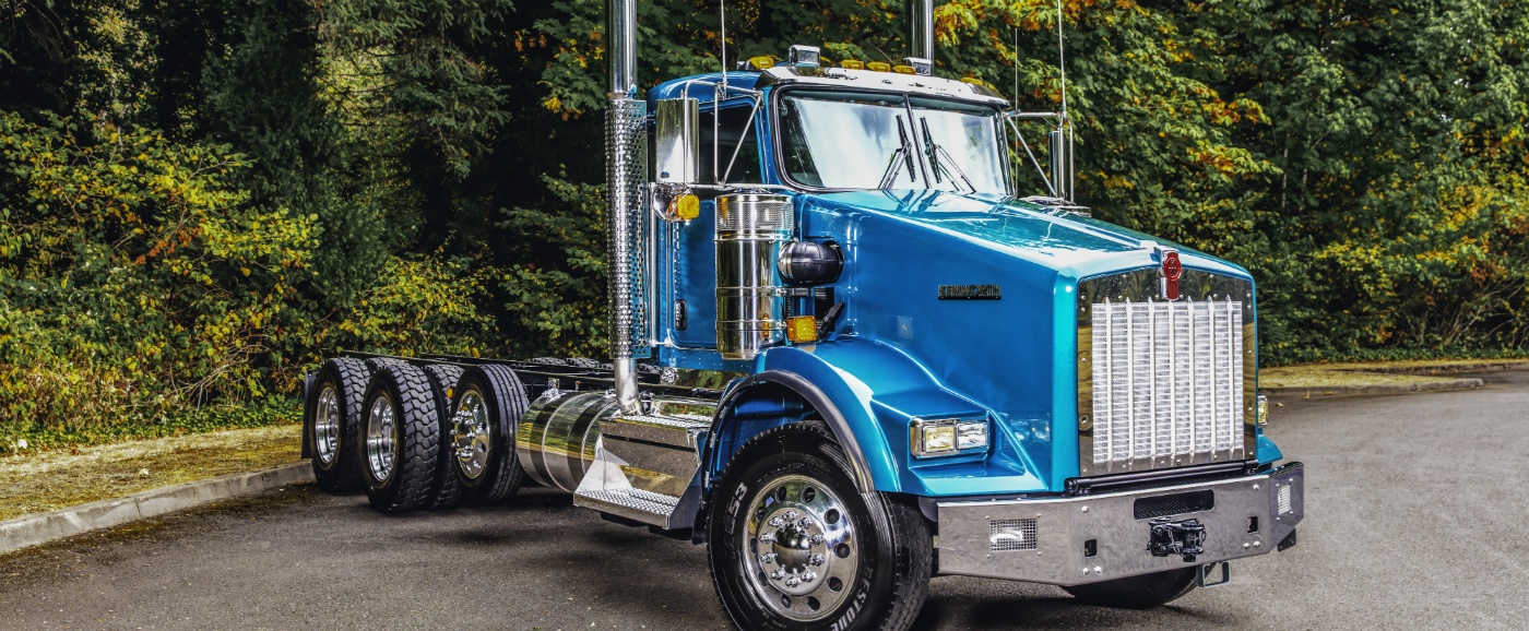 New KENWORTH T800 at Papé Kenworth