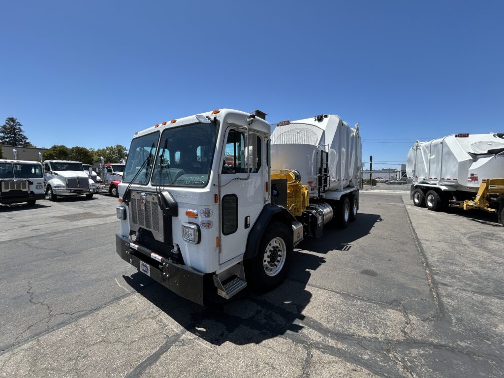 New 2026 KENWORTH L770 at Papé Kenworth in San Leandro, CA