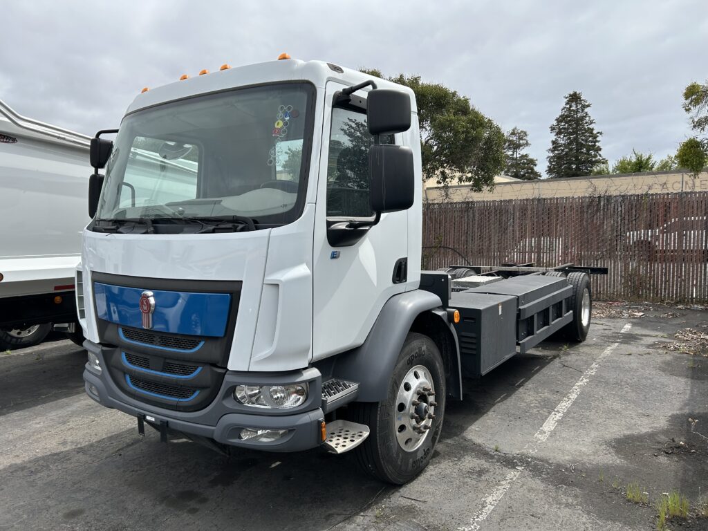 New 2025 KENWORTH K270E at Papé Kenworth in San Leandro, CA