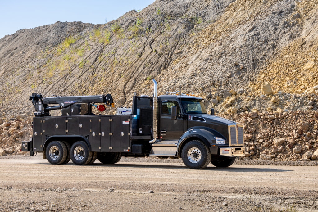 New  TMAX 3T (Tandem Axle) Service Body at Papé Kenworth