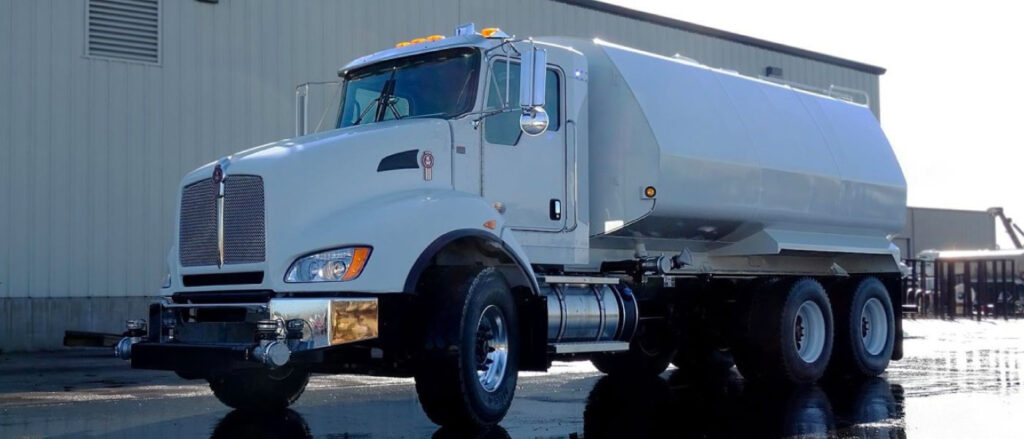 New  T470 at Papé Kenworth