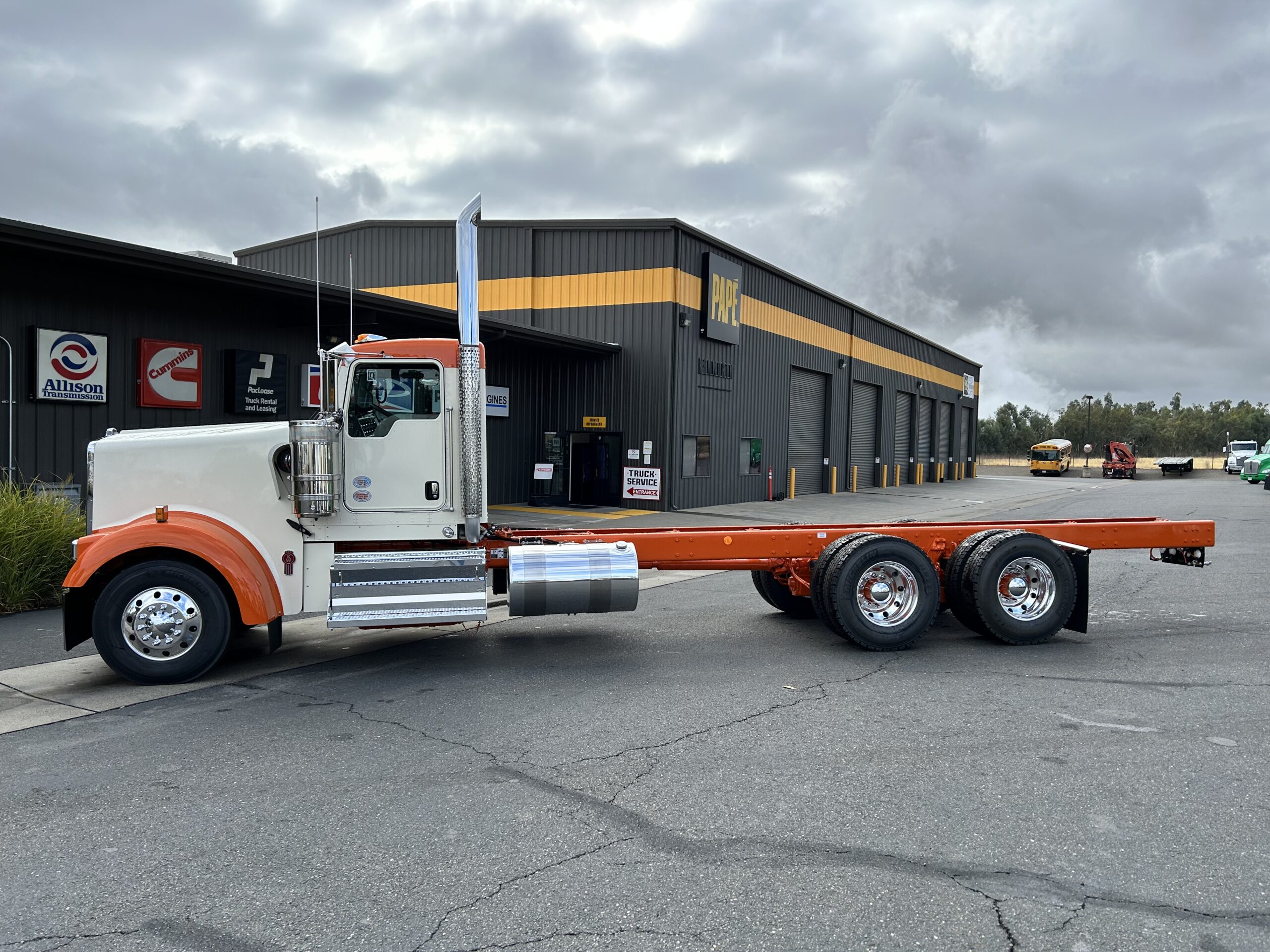 2026 KENWORTH W900 | Papé Kenworth