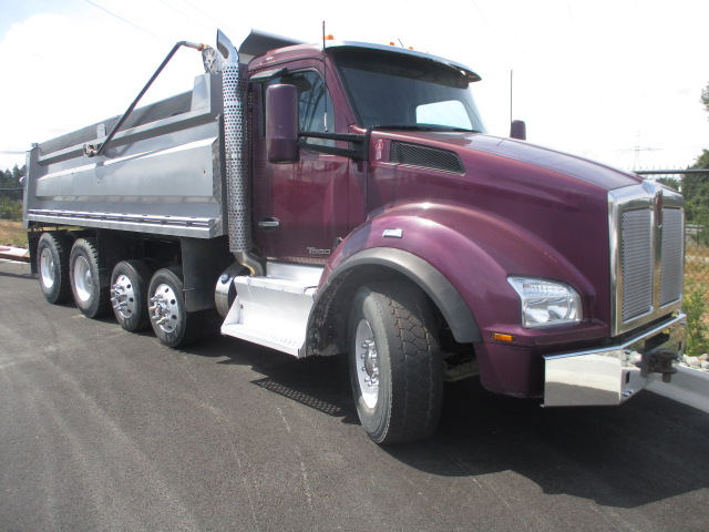 Used 2015 KENWORTH T880 at Papé Kenworth in Federal Way, WA