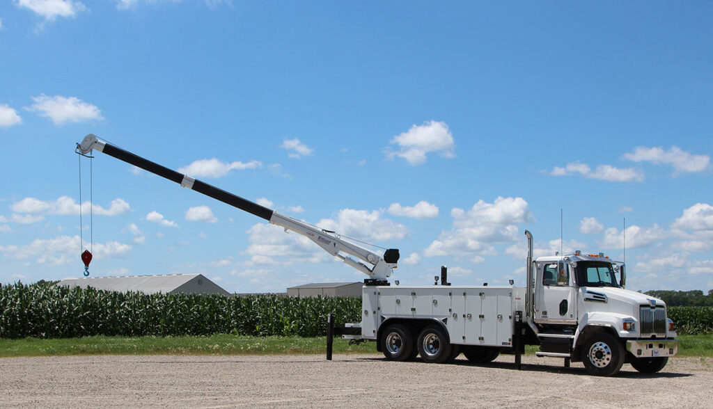 New  14530 Telescopic Service Cranes at Papé Kenworth