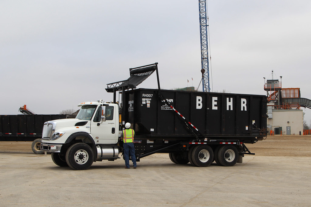 New  Auto Tarper Option at Papé Kenworth