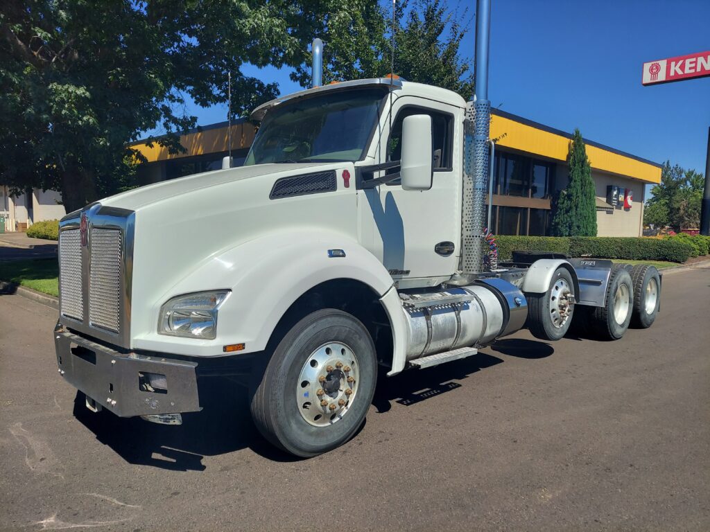 Used 2019 KENWORTH T880 at Papé Kenworth in Eugene, OR