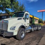 New 2026 KENWORTH T880 at Papé Kenworth in Medford, OR