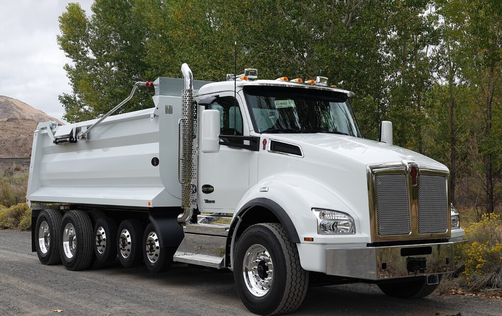 New 2026 KENWORTH T880 at Papé Kenworth in Sparks, NV