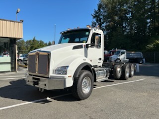 New 2025 KENWORTH T880 at Papé Kenworth in Marysville, WA
