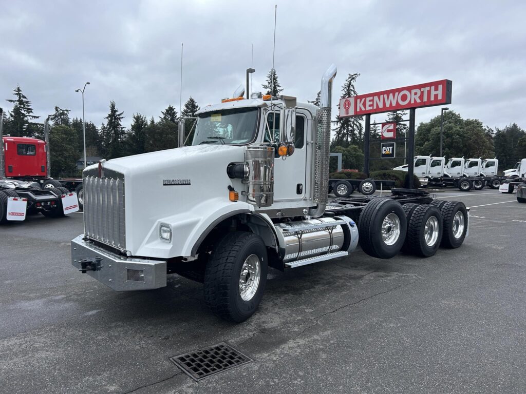 New 2025 KENWORTH T800 at Papé Kenworth in Federal Way, WA