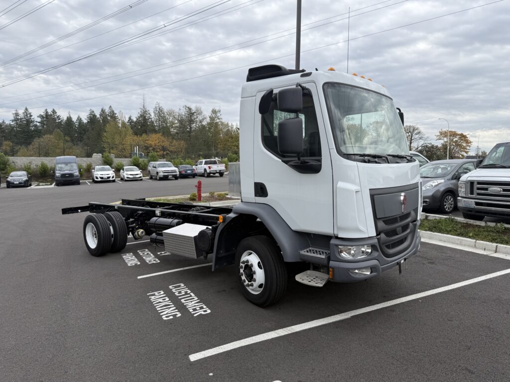 New 2025 KENWORTH K270 at Papé Kenworth in Federal Way, WA