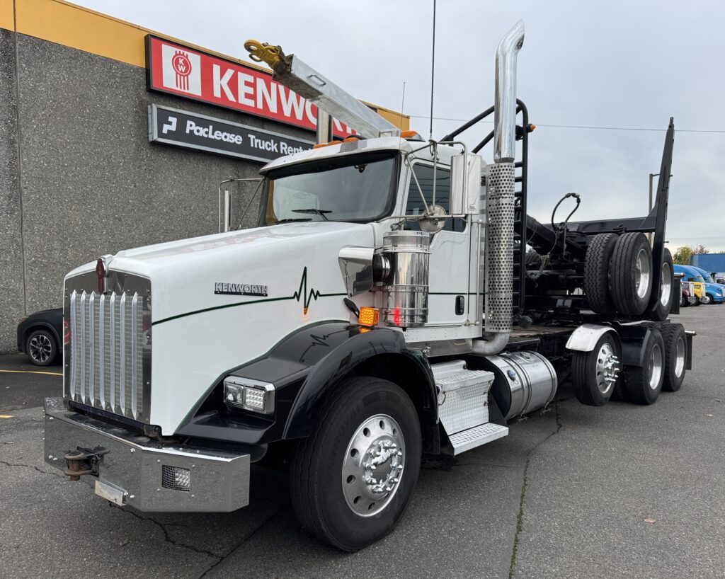 Used 2021 KENWORTH T800 at Papé Kenworth in Portland, OR