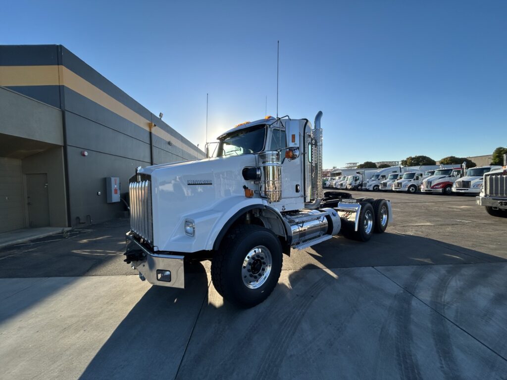 New 2026 KENWORTH T800 at Papé Kenworth in French Camp, CA