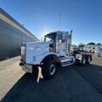 New 2026 KENWORTH T800 at Papé Kenworth in San Leandro, CA