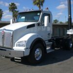 New 2024 KENWORTH T880 at Papé Kenworth in Fresno, CA