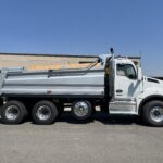 New 2024 KENWORTH T880 at Papé Kenworth in Medford, OR