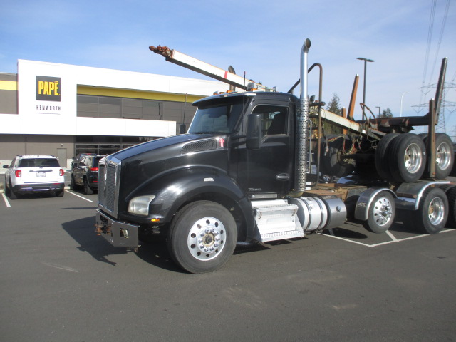 Used 2016 KENWORTH T880 at Papé Kenworth in Aberdeen, WA