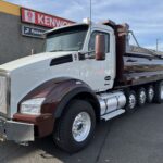 Used 2023 KENWORTH T880 at Papé Kenworth in Portland, OR
