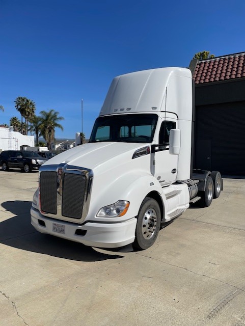 Used 2018 KENWORTH T680 at Papé Kenworth in Sacramento, CA
